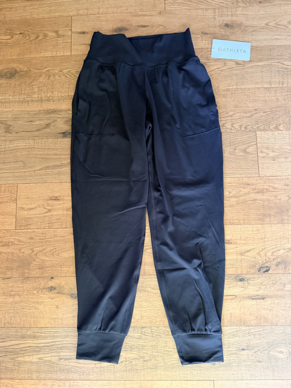 NWT Athleta Salutation High Rise Jogger Pants in Black - Women’s- Size Small - Picture 3 of 12